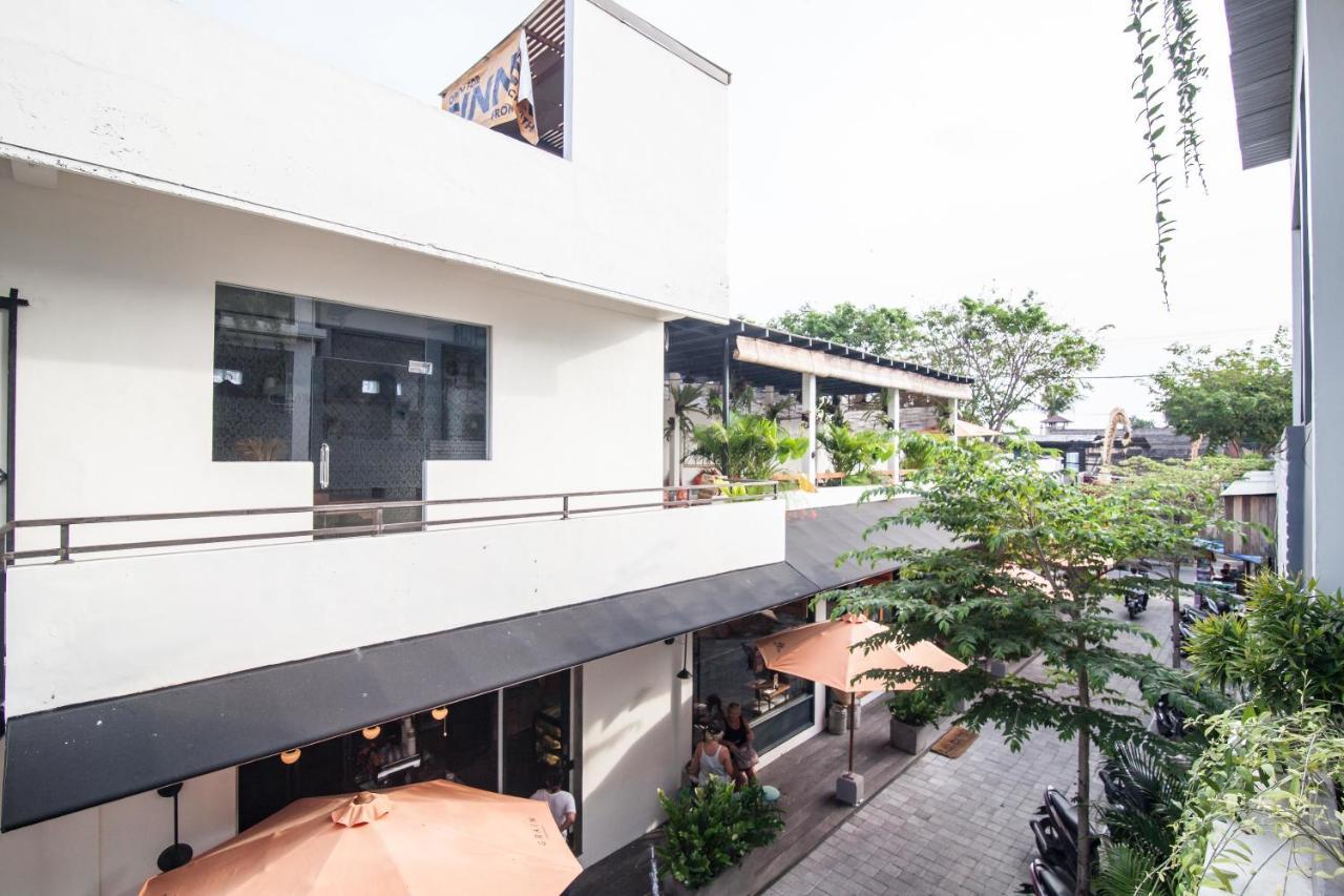 Srikrisna Hotel Seminyak  Room photo